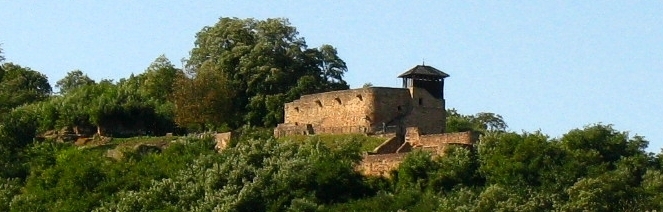 Abwechslungsreiche Single-Wanderung „Auf die Burg des Teufels“